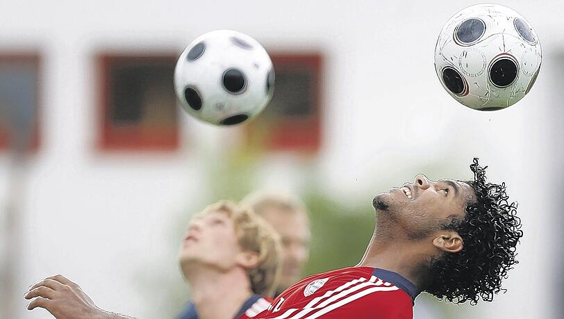 Da fliegen die schwarzen Locken: Breno (r.), Bayerns Supertalent aus Brasilien Da fliegen die schwarzen Locken: Breno (r.), Bayerns Supertalent aus Brasilien