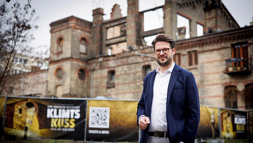 Nepomuk Schessl: Produzent der Ausstellung "Klimts Kuss" im Utopia in München. Nepomuk Schessl: Produzent der Ausstellung "Klimts Kuss" im Utopia in München.