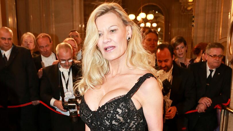Sibylle Rauch beim Wiener Opernball 2018.