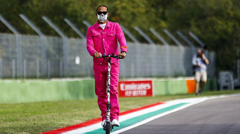 Lewis Hamilton beweist Mut zur Farbe.