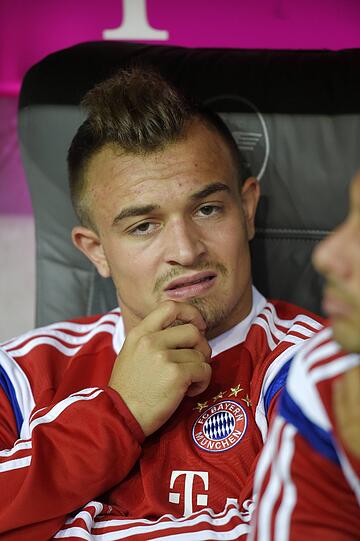Xherdan Shaqiri: Kam in der 63. Minute für Götze. War gewohnt sehr lauffreudig, fand aber nie wirklich ins Spiel. Vergab kurz vor Schluss das 3:1, hätte besser auf Müller passen sollen. Note 3