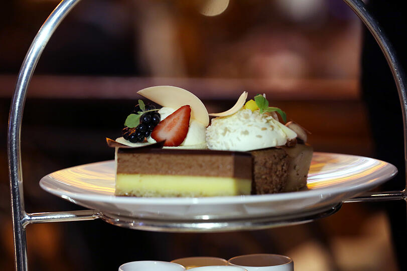 Des Patissiers Steckenpferd ist die oberste Etage der Etagere.