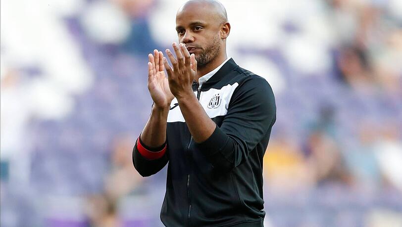 Kompanys erste Trainerstation ist bei seinem Jugendklub RSC Anderlecht. Kompanys erste Trainerstation ist bei seinem Jugendklub RSC Anderlecht.