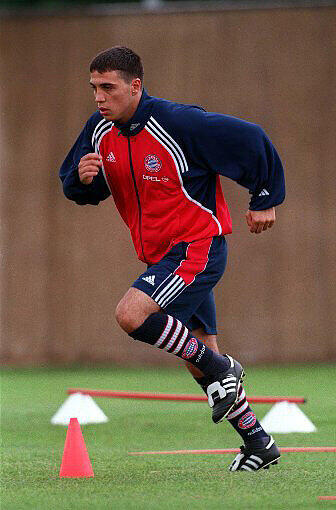 Seine Karriere begann Göktan einst beim FC Bayern, wo er seit der E-Jugend spielte. Mit 16 durfte er zum ersten Mal bei den Profis mittrainieren - und tunnelte im ersten Training gleich mal Lothar Matthäus.
