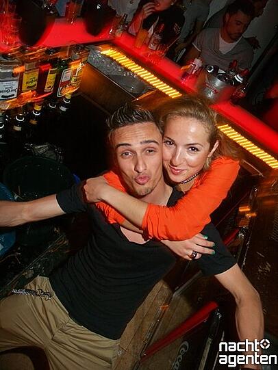 Tanz in den Mai: Das heiße Misery-Special im Crowns Club. Mehr Bilder von dieser Party gibt's unter: www.nachtagenten.de.