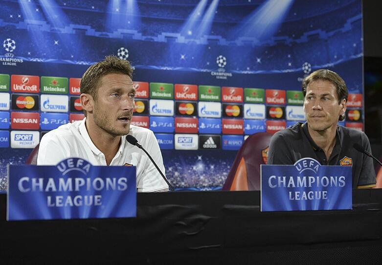 Totti: "Wir wissen, dass wir die wandelnde Gefahr in der Gruppe sein können."
