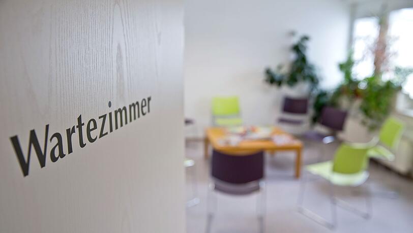 Privatpatienten bekommen in aller Regel schneller Arzttermine als gesetzlich versicherte Patienten. (Symbolbild) Privatpatienten bekommen in aller Regel schneller Arzttermine als gesetzlich versicherte Patienten. (Symbolbild)