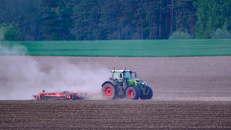 Der trockene Boden ist ein echtes Problem f&uuml;r Landwirte. In den vergangenen Wochen hat es in Bayern viel zu wenig geregnet. (Illustration)