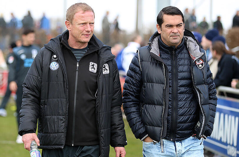 Torsten Fröhling und Gerhard Poschner beim Testspiel des TSV 1860 gegen Rubin Kazan.
