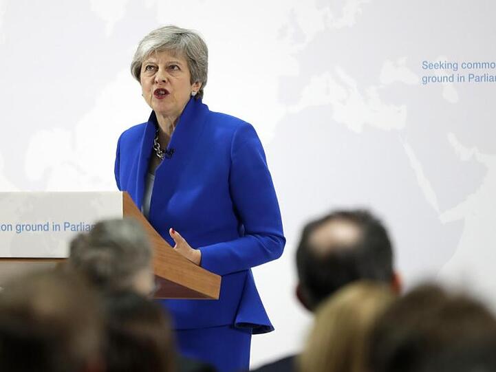 Die britische Premierministerin Theresa May kündigte an, dass das britische Parlament Anfang Juni darüber abstimmen soll, ob es ein zweites Brexit-Referendum geben soll.