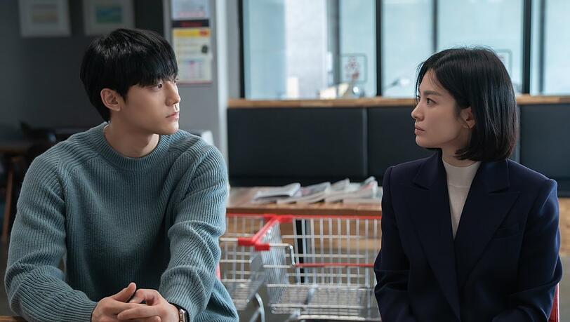 Lee Do-hyun (li.) und Song Hye-kyo überzeugen die Zuschauer in Netflix' "The Glory".