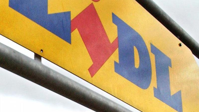 Lidl: Vorstoß gegen „Lohndumping“. Hilfe für „Aufstocker“, die noch Hartz IV brauchen Lidl: Vorstoß gegen „Lohndumping“. Hilfe für „Aufstocker“, die noch Hartz IV brauchen