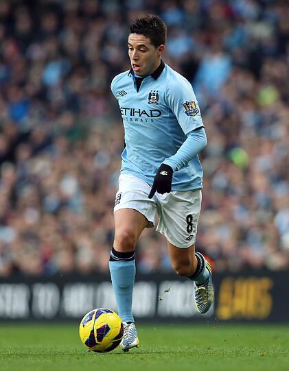 Das Duell der Franzosen, beide kommen über den linken Flügel. Nasri ist ein herausragender Kicker...