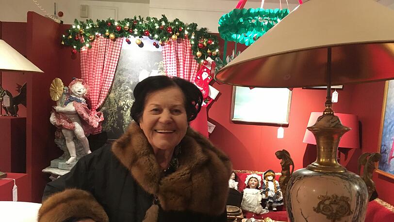„Ich bin hier, um dem Gerd nochmal nah zu sein“, meint Angela Waldleitner, Witwe des legendären Filmproduzenten Luggi Waldleitner. „Ich bin hier, um dem Gerd nochmal nah zu sein“, meint Angela Waldleitner, Witwe des legendären Filmproduzenten Luggi Waldleitner.