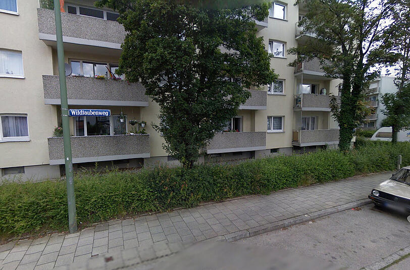 Tatort Wildtaubenweg in der Blumenau: Hier wurde ein 50-Jähriger getötet. Die Polizei ermittelt.