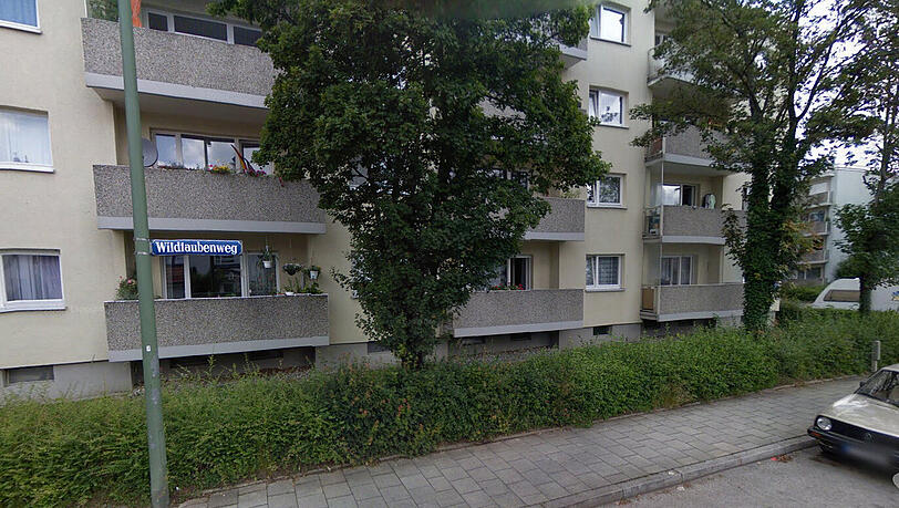 Tatort Wildtaubenweg in der Blumenau: Hier wurde ein 50-Jähriger getötet. Die Polizei ermittelt. Tatort Wildtaubenweg in der Blumenau: Hier wurde ein 50-Jähriger getötet. Die Polizei ermittelt.