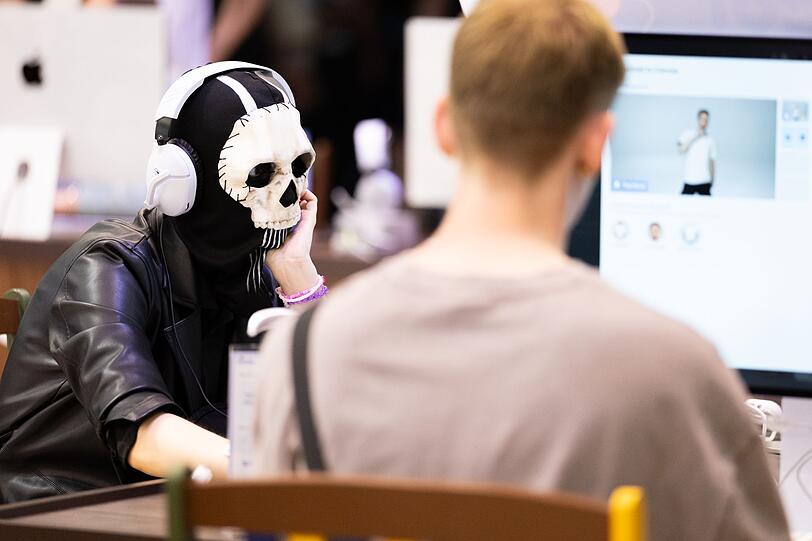 Mehr Aussteller, eine größere indie area und starke internationale Präsenz zeichnen die gamescom 2026 aus. Mehr Aussteller, eine größere indie area und starke internationale Präsenz zeichnen die gamescom 2026 aus.