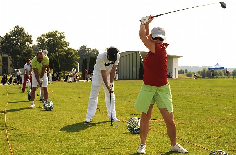 Golfen für den guten Zweck.