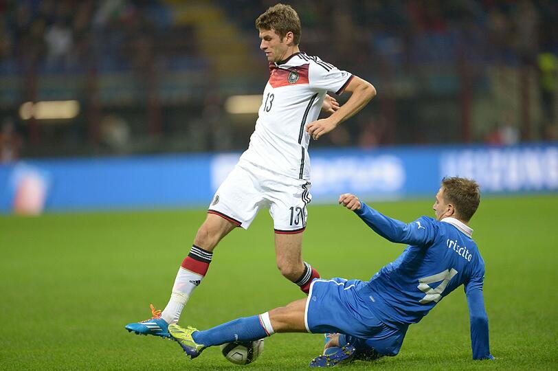 THOMAS MÜLLER: Note 3
Rechtsaußen mit Drang zur Mitte - weil Götze schwächelte? Keine wirklich großen Szenen.
