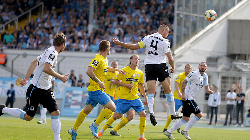Kapitän Felix Weber köpft 1860 gegen Jena in Führung.