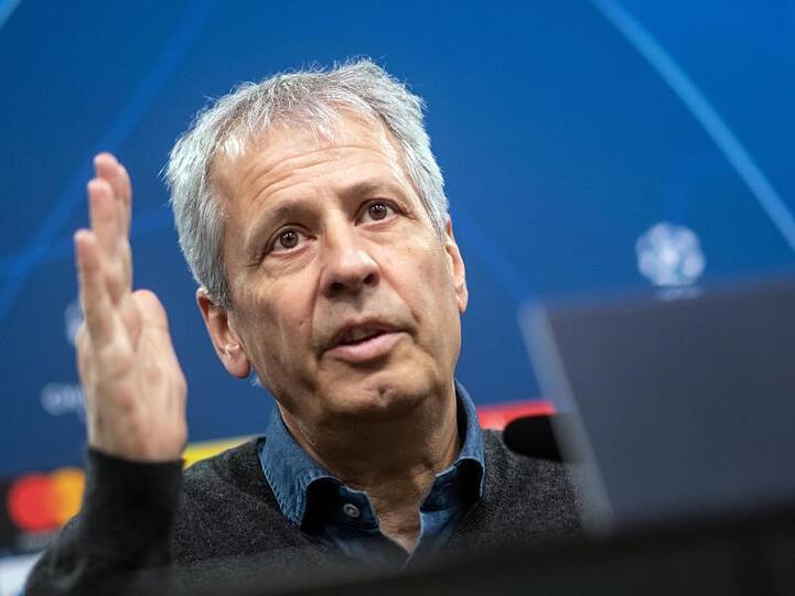Trainer Lucien Favre beklagt den Ausfall von Axel Witsel.