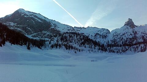 Im nur wenige Meter h&ouml;her gelegenen K&auml;rlingerhaus kann es bereits bis zu 20 Grad w&auml;rmer sein als am Funtensee selbst.