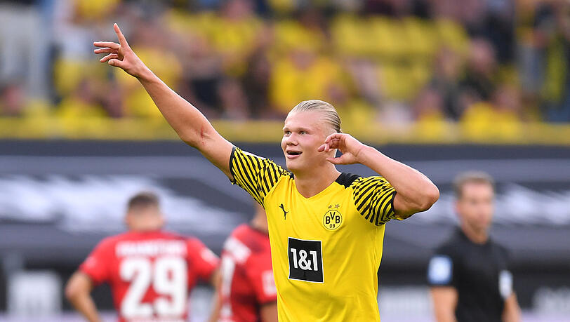 Zwei Tore und drei Assists im ersten Liga-Spiel der Saison: Dortmunds Erling Haaland.