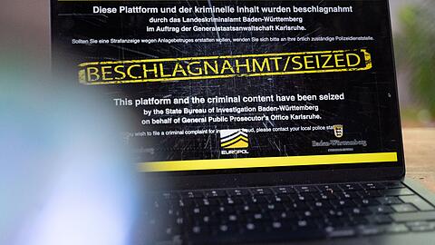 Wenn man die Adresse der beschlagnahmten Internetseiten eingibt, erscheint ein Sicherstellungsbanner der Behörden. (Archivbild)