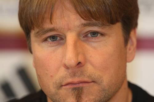 "Wir müssen gewinnen", der Trainer  macht  Druck: Michael Oenning setzt gegen Kaiserslautern auf drei Punkte.