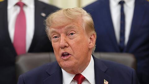 US-Pr&auml;sident Donald Trump schlie&szlig;t aus, dass die USA f&uuml;r ein gedrosseltes Tempo bei der KI-Entwicklung sorgen. (Archivbild)
