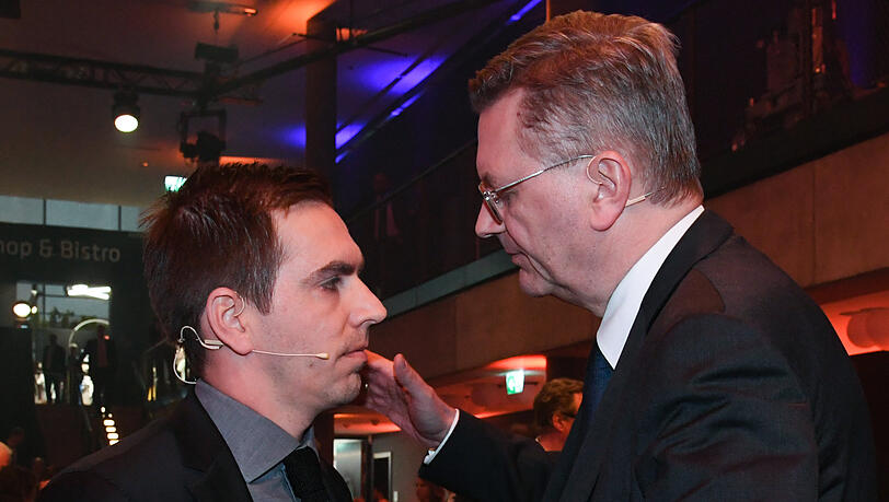 Philipp Lahm und Reinhard Grindel am Montag bei der Einweihung der Hall of Fame in Dortmund.