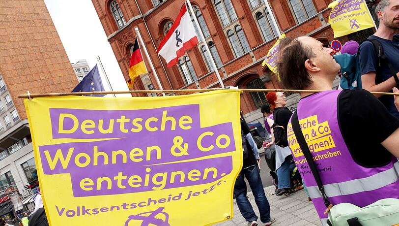 2021 hatte sich eine Mehrheit bei einem Volksentscheid für die Vergesellschaftung großer Wohnungsunternehmen ausgesprochen. (Archivbild) 2021 hatte sich eine Mehrheit bei einem Volksentscheid für die Vergesellschaftung großer Wohnungsunternehmen ausgesprochen. (Archivbild)