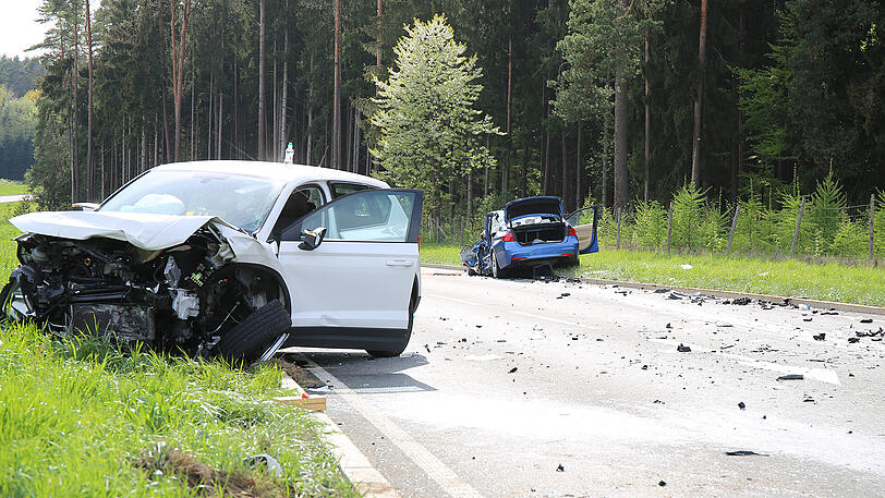 Weitere Bilder vom Unfallort.