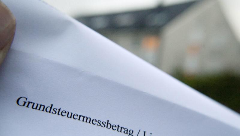 Grundbesitz-Abgabenbescheid: Die Reform der Grundsteuer hat noch einen langen Weg vor sich. Grundbesitz-Abgabenbescheid: Die Reform der Grundsteuer hat noch einen langen Weg vor sich.