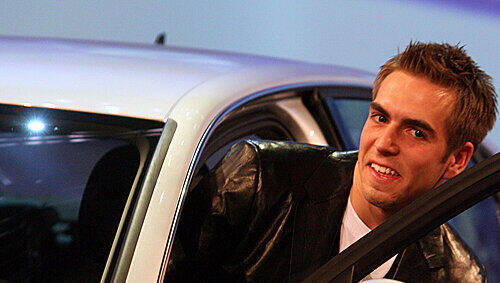 Steigt er um? Philipp Lahm auf dem Sprung nach Barcelona. Steigt er um? Philipp Lahm auf dem Sprung nach Barcelona.