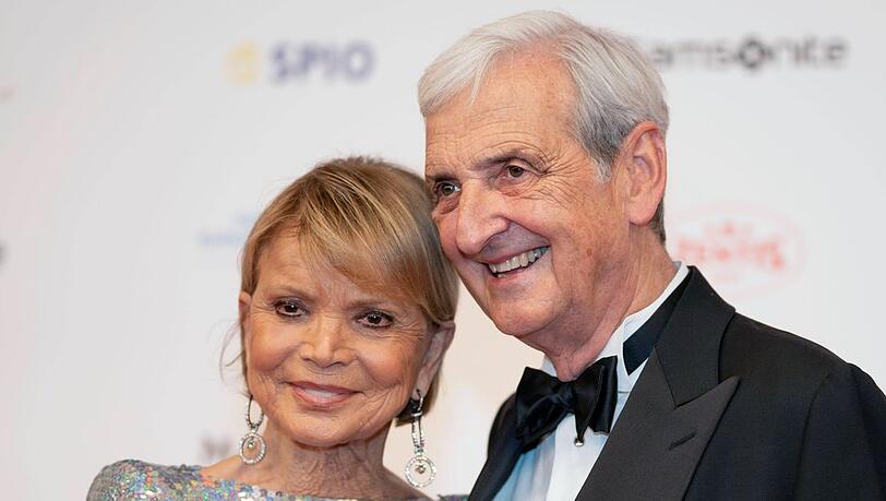 Uschi Glas und Dieter Hermann auf dem Deutschen Filmball 2025.