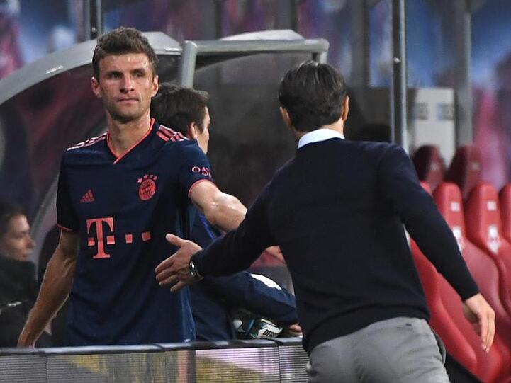 Haben sich ausgesprochen: Thomas Müller (l) und Trainer Niko Kovac.