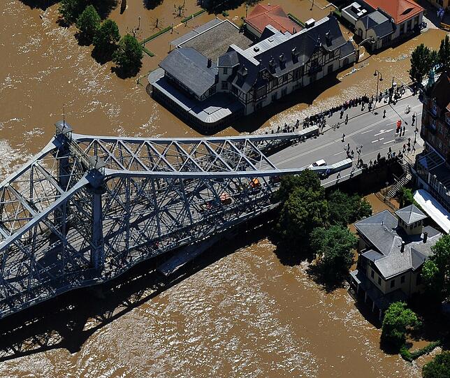 Aktuelle Fotos zum Hochwasser in Dresden: Bilder von der FLut