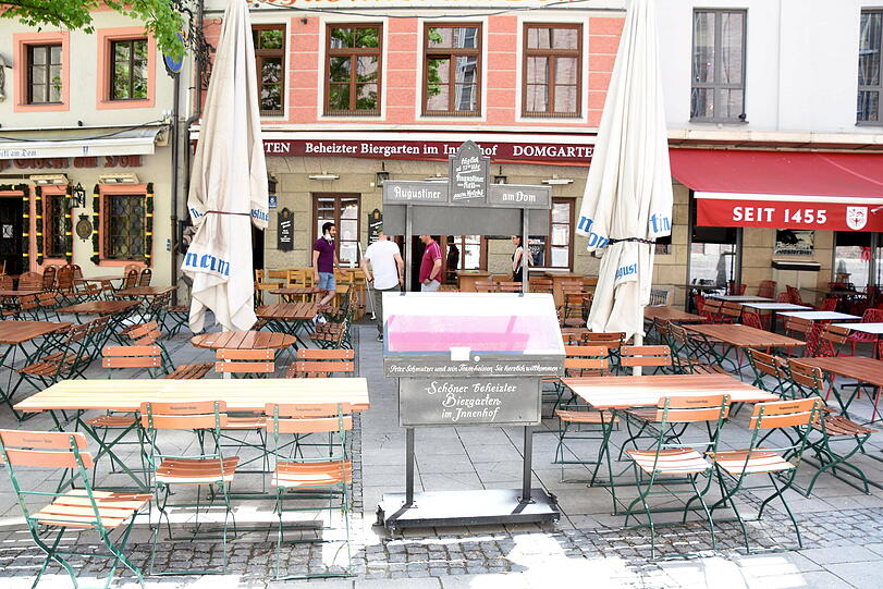 Der Domgarten, direkt an der Frauenkirche.