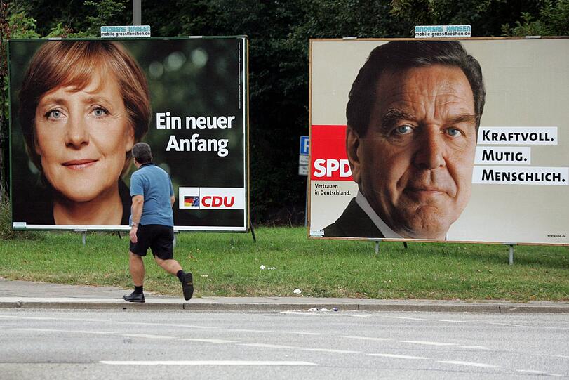Geburtstag: Angela Merkel wird 60 Jahre alt! Hier gibt's die kultigsten Merkel-Fotos zum Durchklicken...