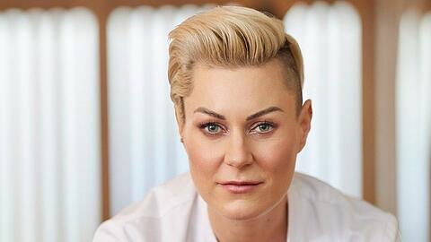 Dr. Carola Holzner heuert nach ihrem Sat.1-Engagement bei VOX an.