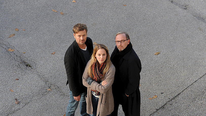 "München Mord: Wir sind die Neuen": Das Münchner Ermittlertrio Harald Neuhauser (l.), Angelika Flierl (m.) und Josef Schaller (r.) ermittelt zusammen "München Mord: Wir sind die Neuen": Das Münchner Ermittlertrio Harald Neuhauser (l.), Angelika Flierl (m.) und Josef Schaller (r.) ermittelt zusammen