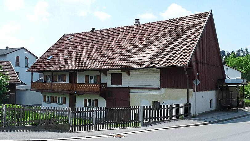 Der Riegerhof in Pasing soll abgerissen - steht aber unter Denkmalschutz. (Symbolbild)