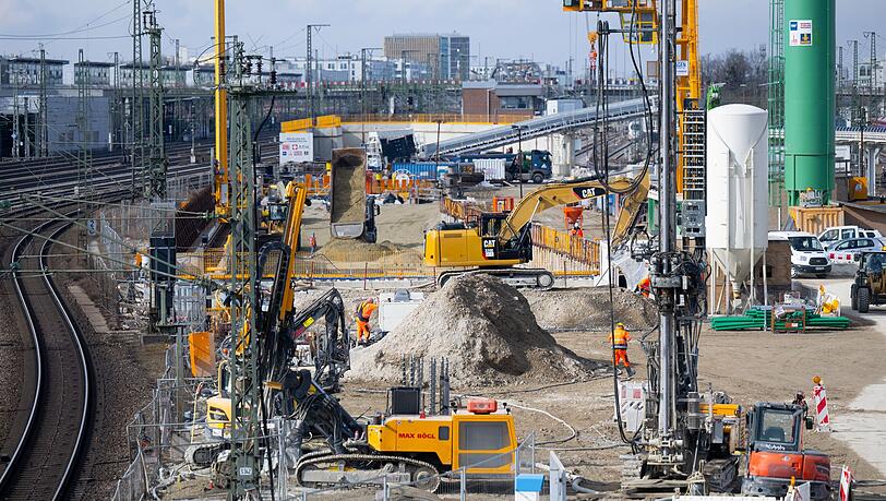 21 Kilometer Tunnel werden f&uuml;r die zweite S-Bahn-Stammstrecke durch den M&uuml;nchner Untergrund getrieben. (Archivbild)