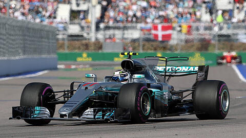 Mercedes-Pilot Valtteri Bottas auf seiner Fahrt zum Sieg beim Grand Prix von Russland in Sotschi.