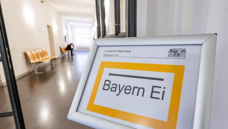 "Bayern Ei" steht auf einem Hinweisschild im Landgericht. Foto: Armin Weigel/dpa/Archivbild "Bayern Ei" steht auf einem Hinweisschild im Landgericht. Foto: Armin Weigel/dpa/Archivbild