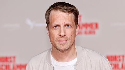 Seit einem Gespr&auml;ch mit seiner Tochter h&auml;lt sich Oliver Pocher vor seinen Kindern zur&uuml;ck.