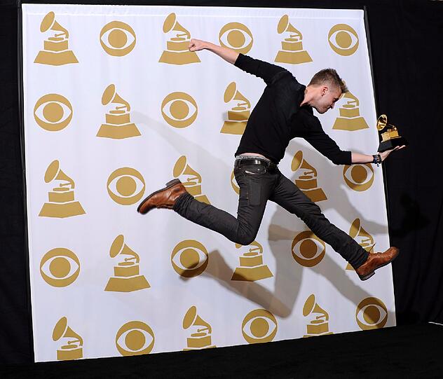 Grammys: Triumph für Adele, Tränen für Whitney Houston - Promis - Abendzeitung München
