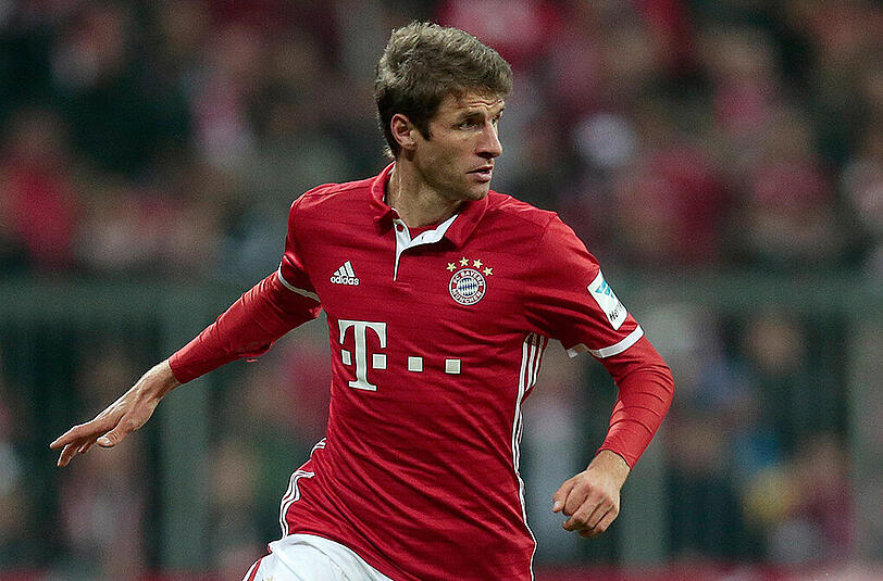 THOMAS MÜLLER - NOTE 4: Wartet immer noch auf seinen ersten Saisontreffer in der Bundesliga. Seine beste Chance hatte er vertan, stocherte den Ball am Tor vorbei (9.) - weiter unglücklich. Bemühte sich sehr, ging jedem Ball nach, suchte die Zweikämpfe. Aber: Er wartet weiter auf seine Erlösung.(Archivbild)