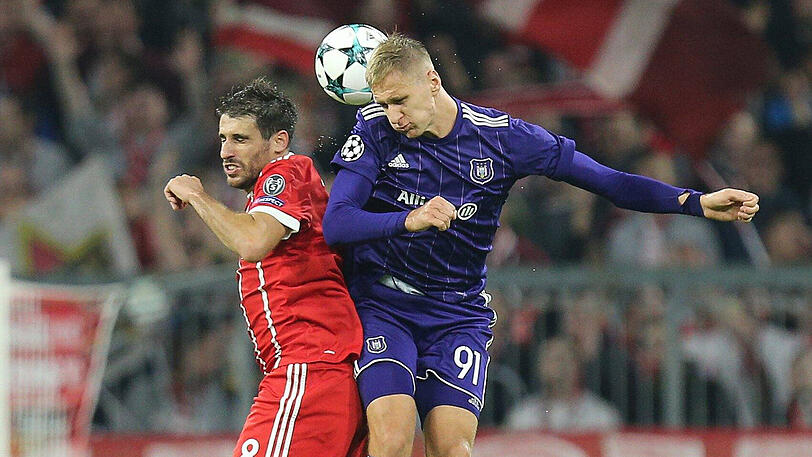 Javier Martinez: Note 3. Die Belgier waren offensiv kaum präsent, da zog es Martínez auch mal nach vorne. Probierte es hübsch per Fallrückzieher - Keeper Sels parierte (45.). Recht entspannter Abend für den Spanier.